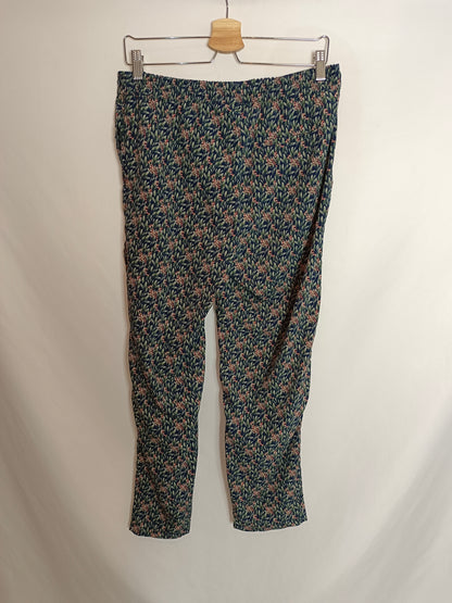 OTHERS. Blue floral pants TU(m)
