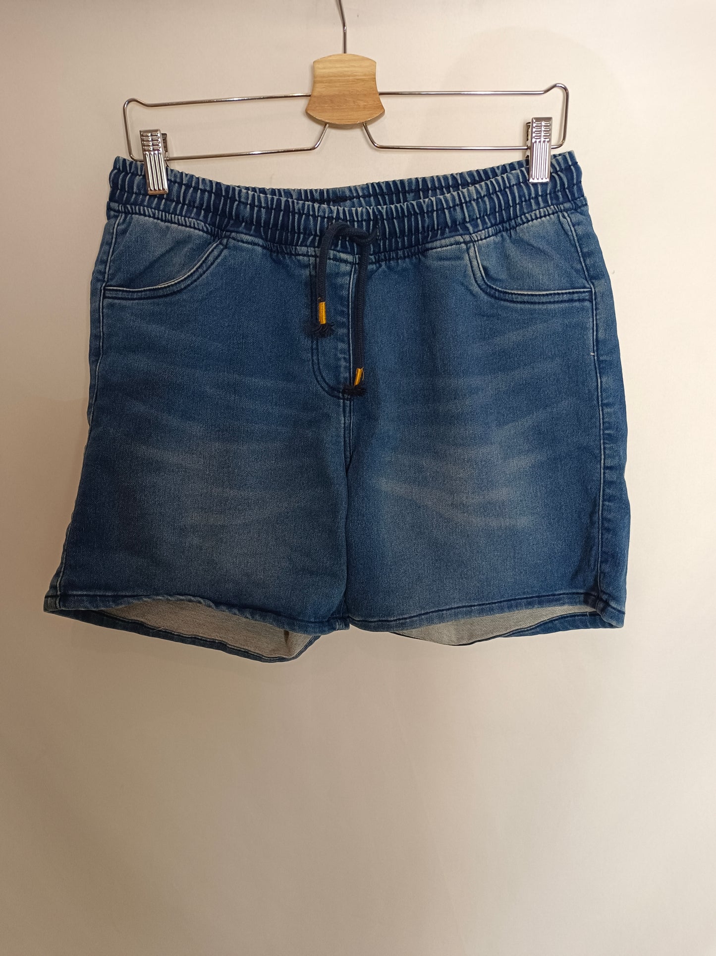 UP2FASHION. pantalón corto denim T.m