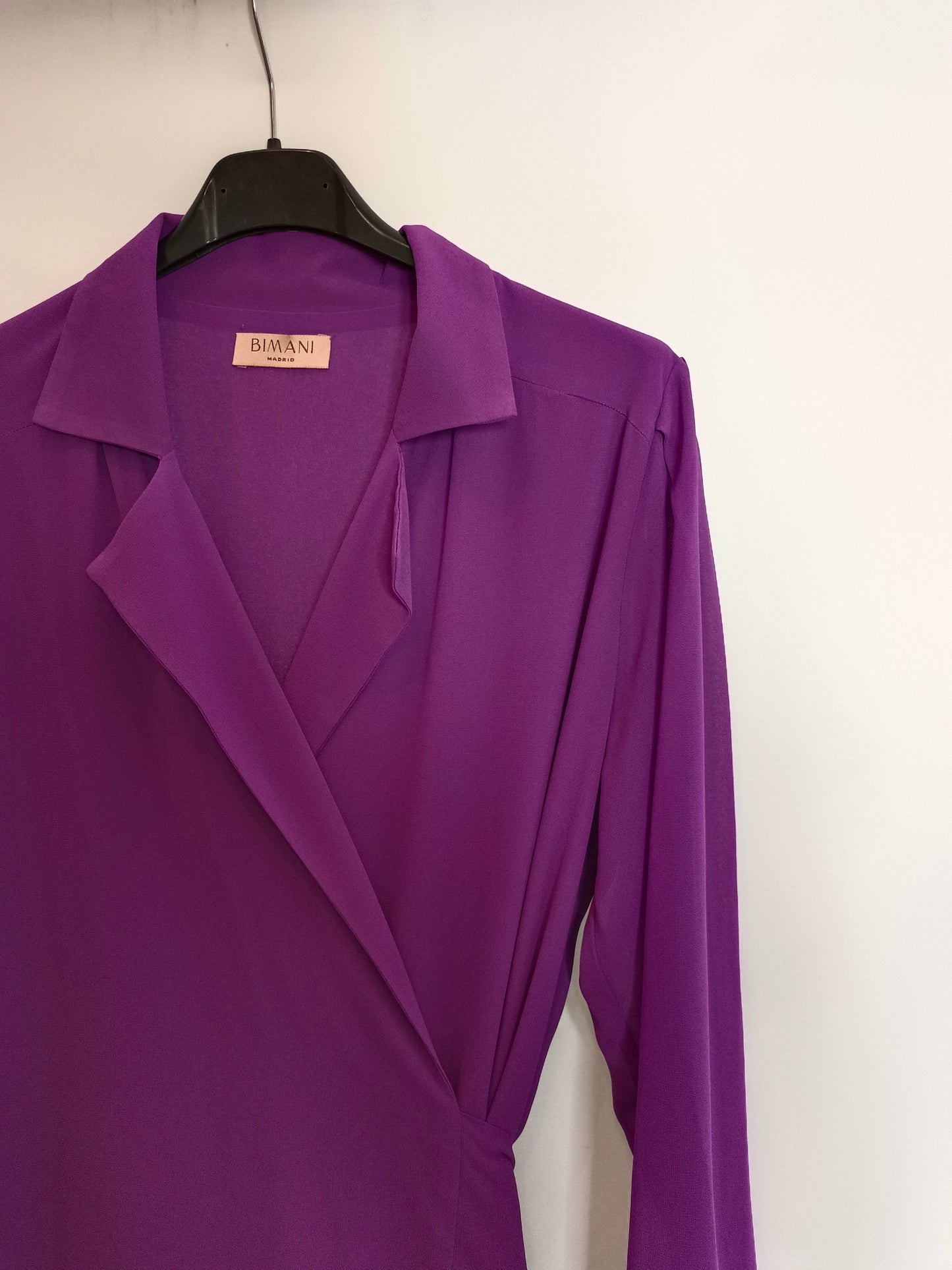 BIMANI. Vestido cruzado morado T.m