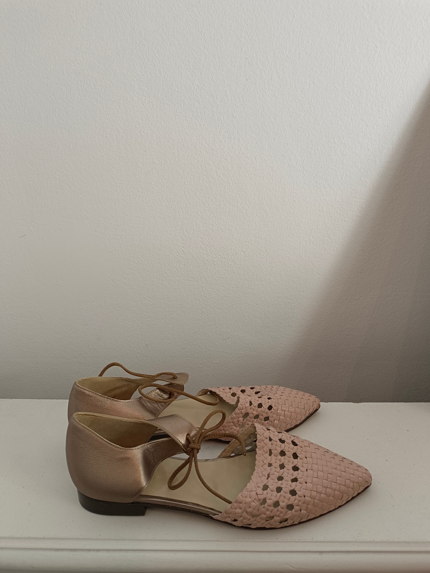 MICUIR. zapatos piel bicolor troquelado T.38