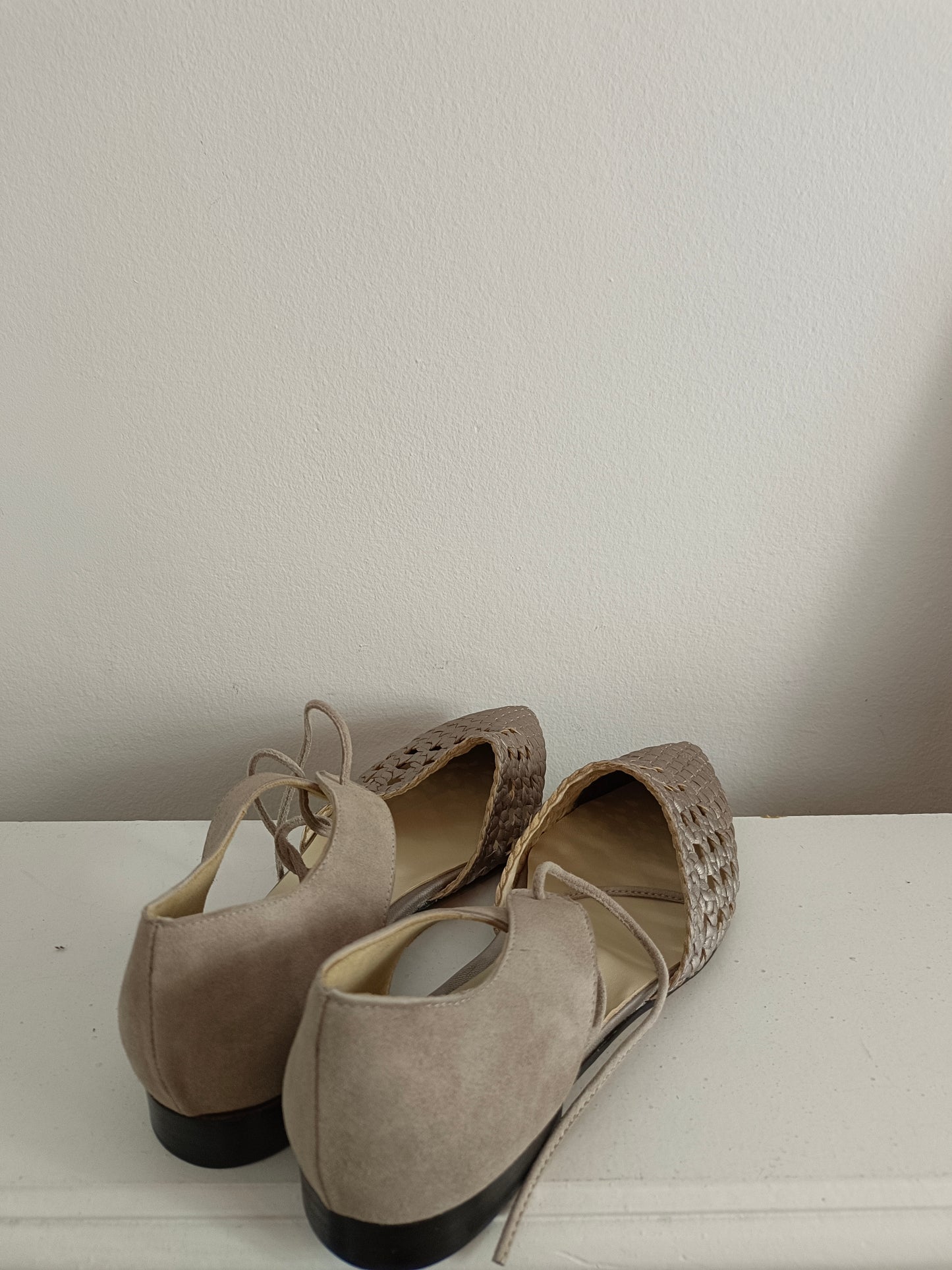 MICUIR. zapatos piel grises troquelado T.38