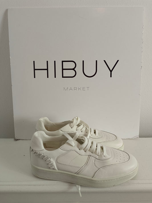 MASSIMO DUTTI. Zapatillas blancas T.38