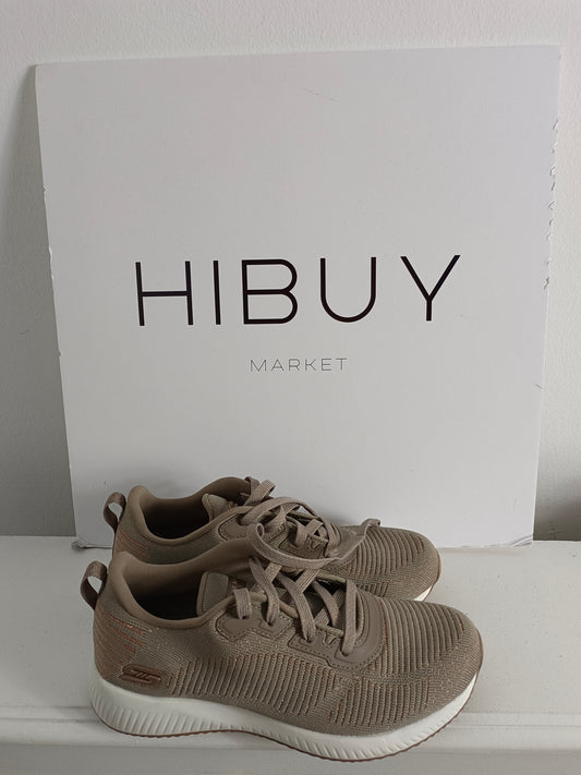 SKECHHER. Zapatillas beige hilos T.38