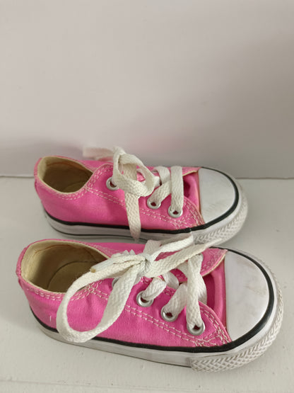 CONVERSES. Pink sneakers size 20