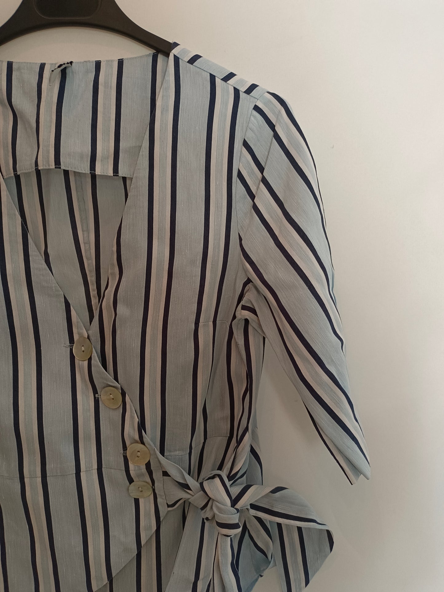 ZARA. Blusa cruzada rayas T.s