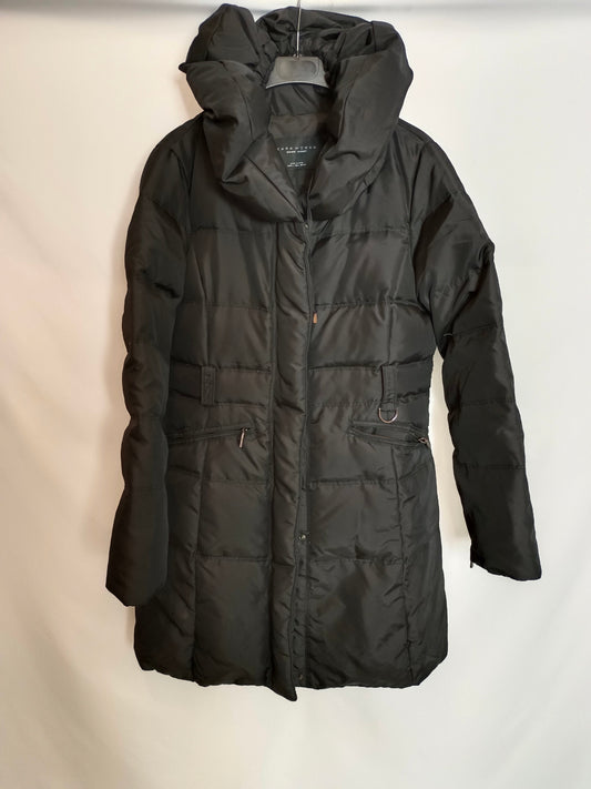 ZARA. Black down jacket Tl (tara)