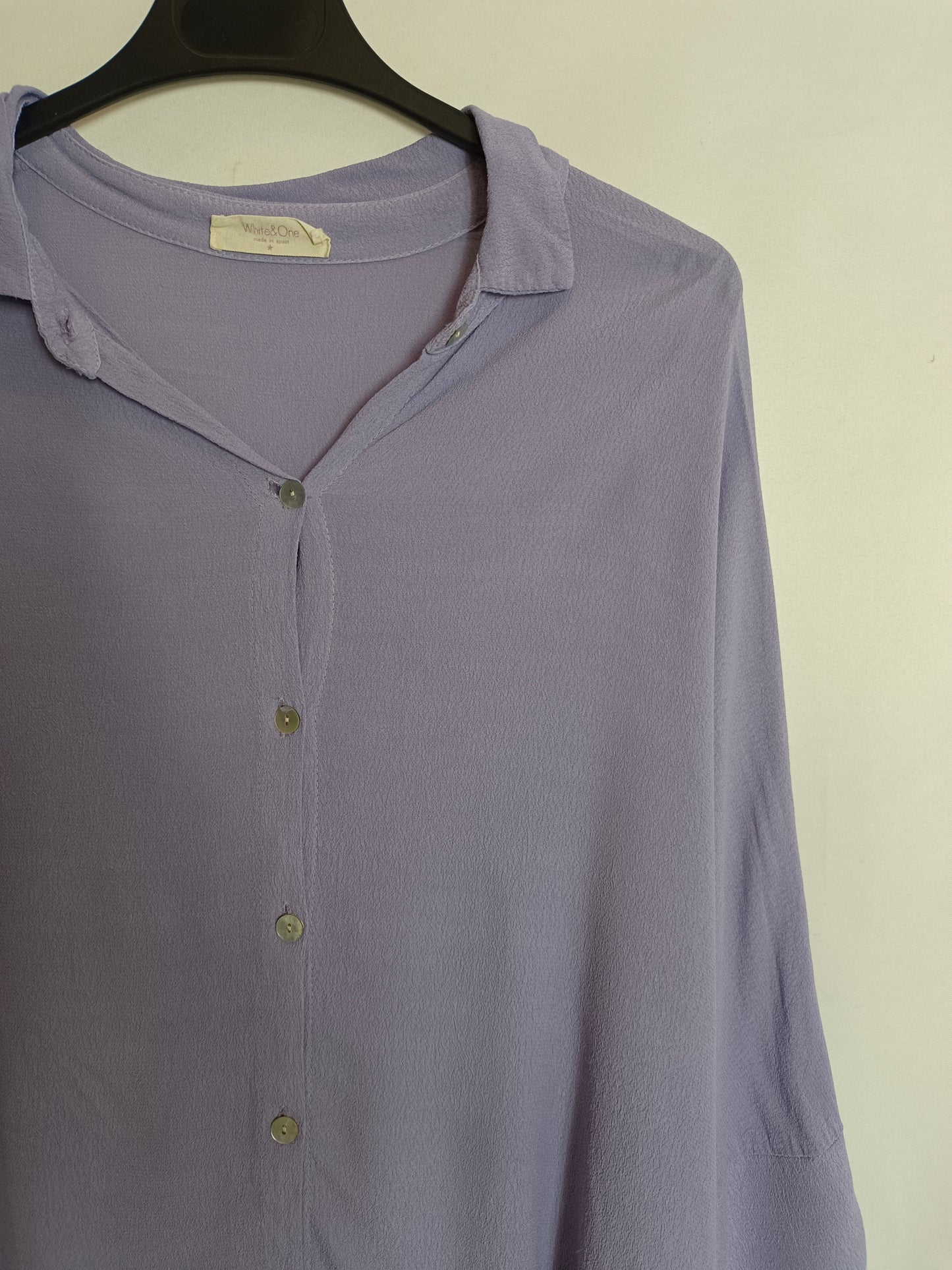 WHITE&ONE. Blusa fluida lila T.u(s)