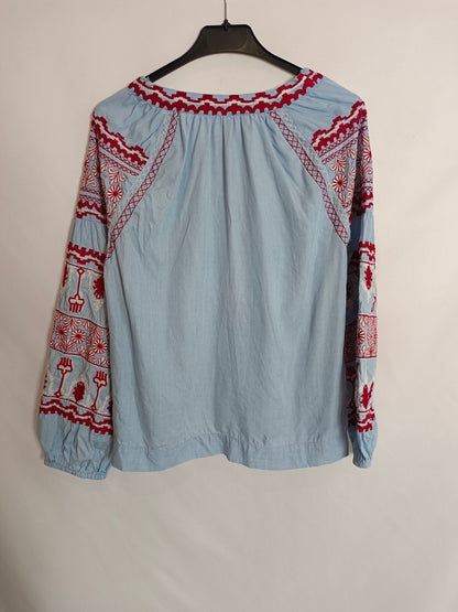 ZARA. Blue embroidered blouse T.xs