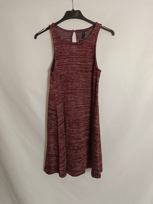 STRADIVARIUS. Vestido corto hilos T.s