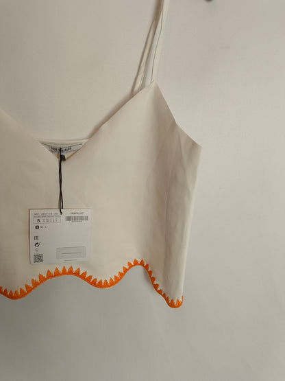 ZARA. White embroidered Ts top