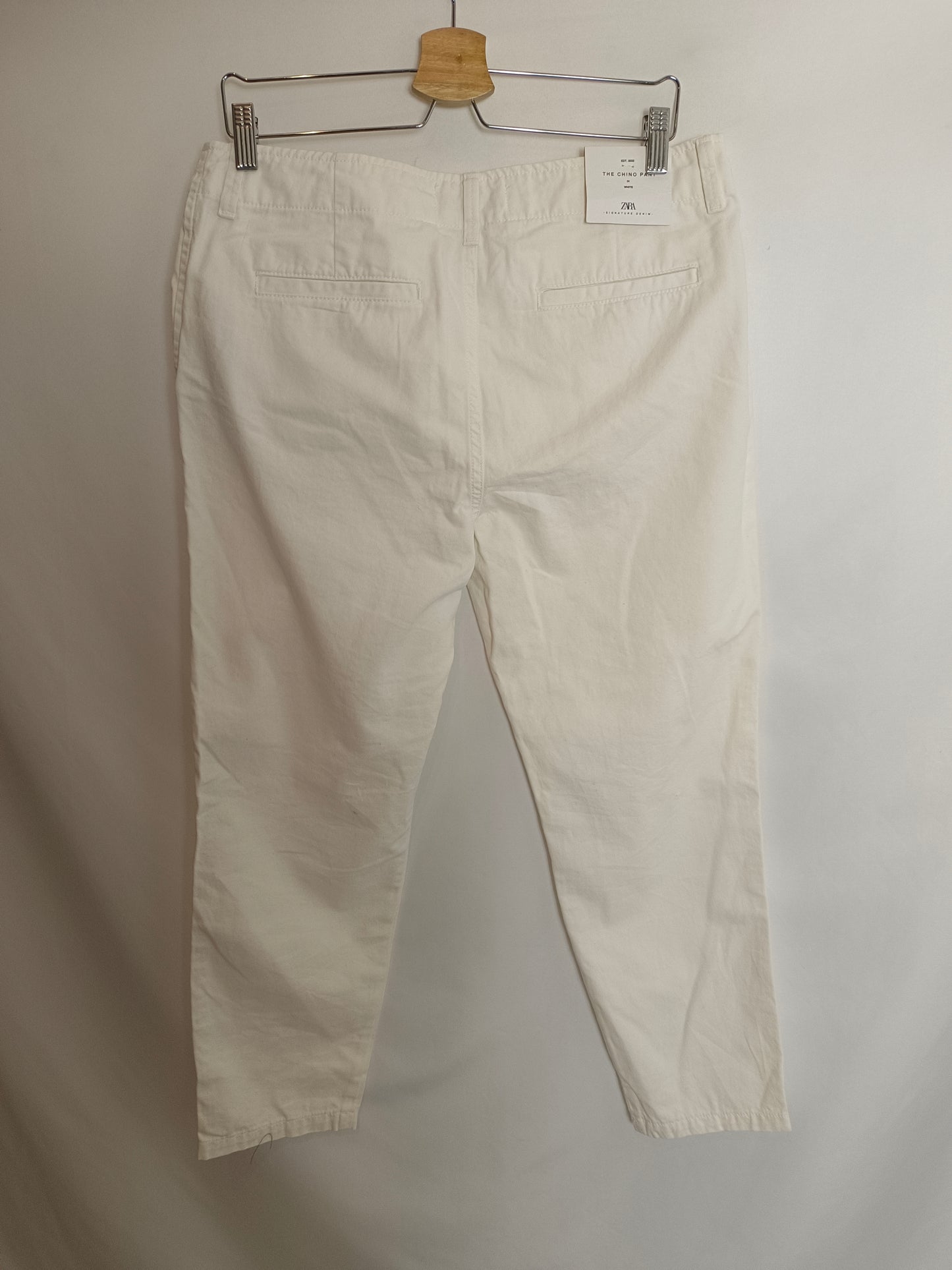 ZARA. White chino trousers, size 44