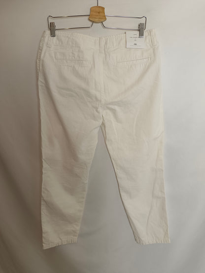 ZARA. White chino trousers, size 44