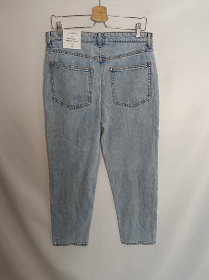 H&amp;M. Regular waist denim pants, size 42