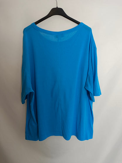 COS. Camiseta oversized azul T.l