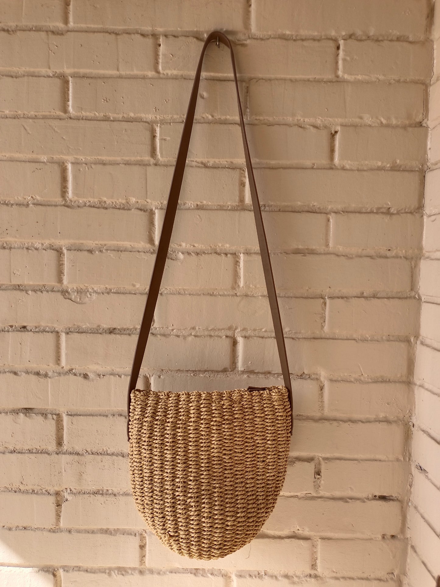 Medium raffia bag