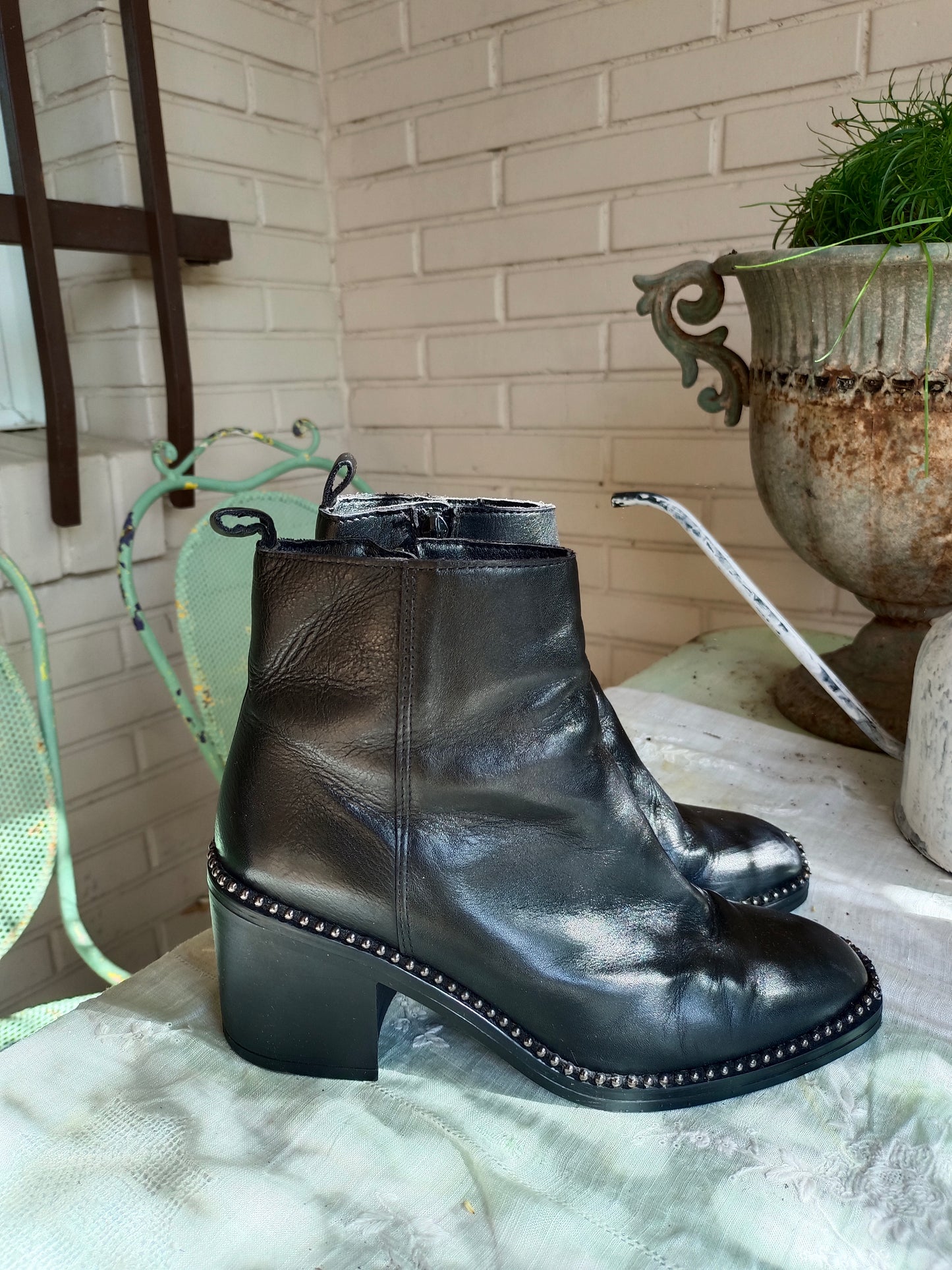 ALPE WOMAN. Botines negros pie T.38