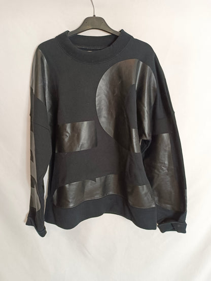 LOREAK. Black sweatshirt letters Ts/m