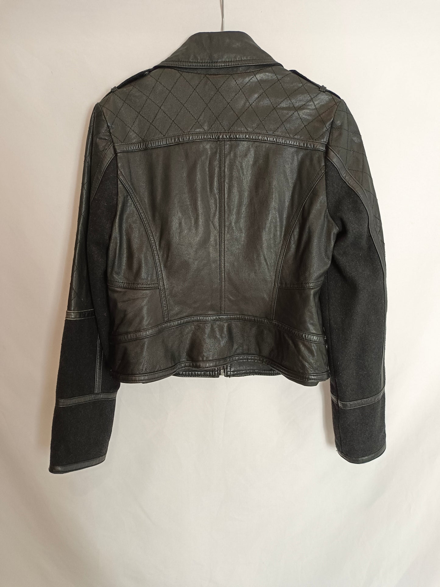 ASHLEY B. Chaqueta negra piel T.u(xs)