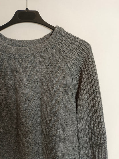 OTHERS. YOUR(S) grey cable knit sweater