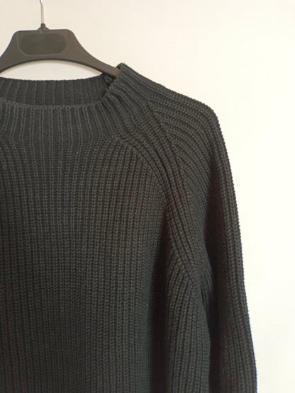 MANGO. Jersey negro cuello perkins T.m(tara)