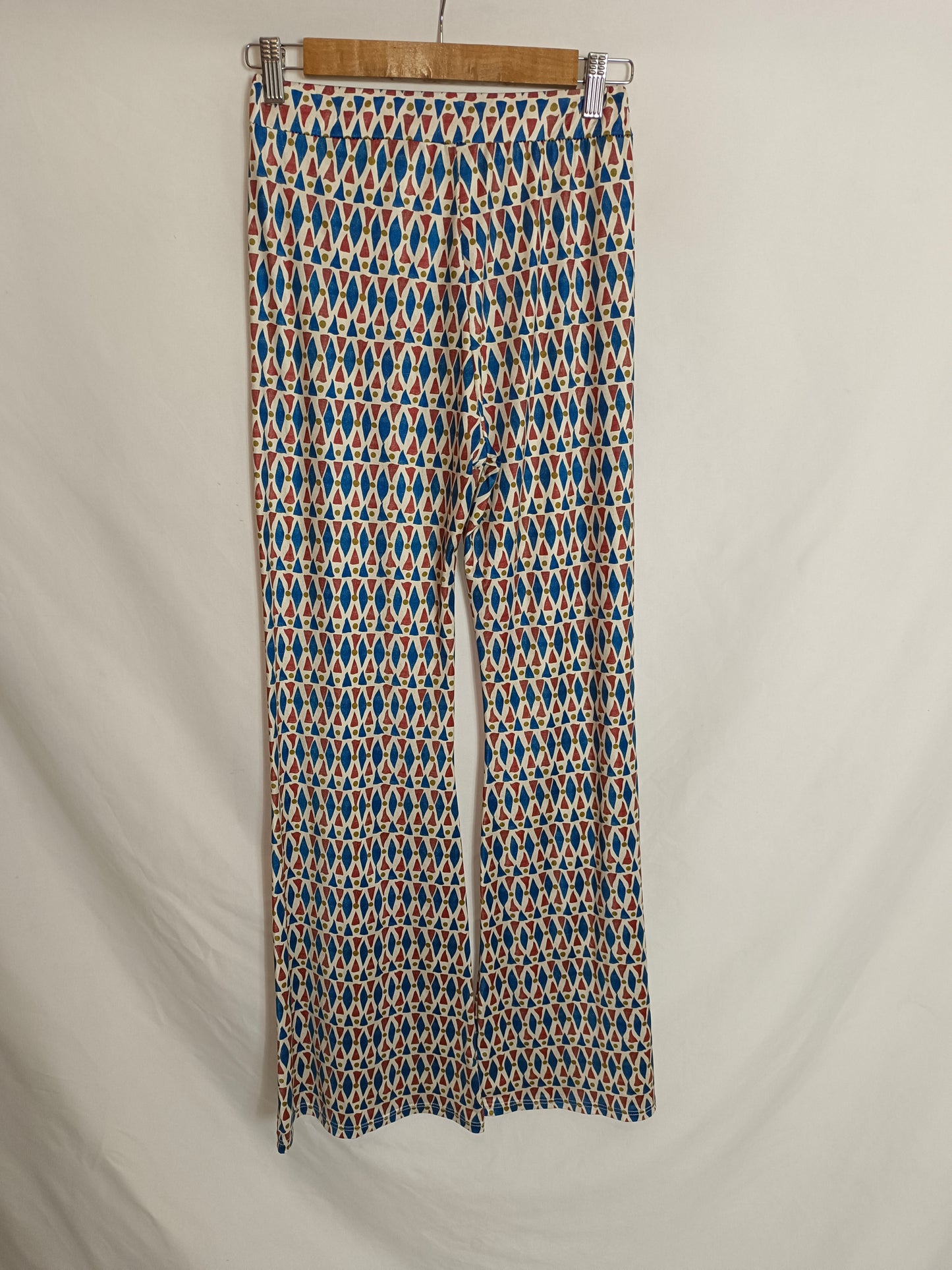 THE CLOSET.Pantalón estampado campana Tu(xs)