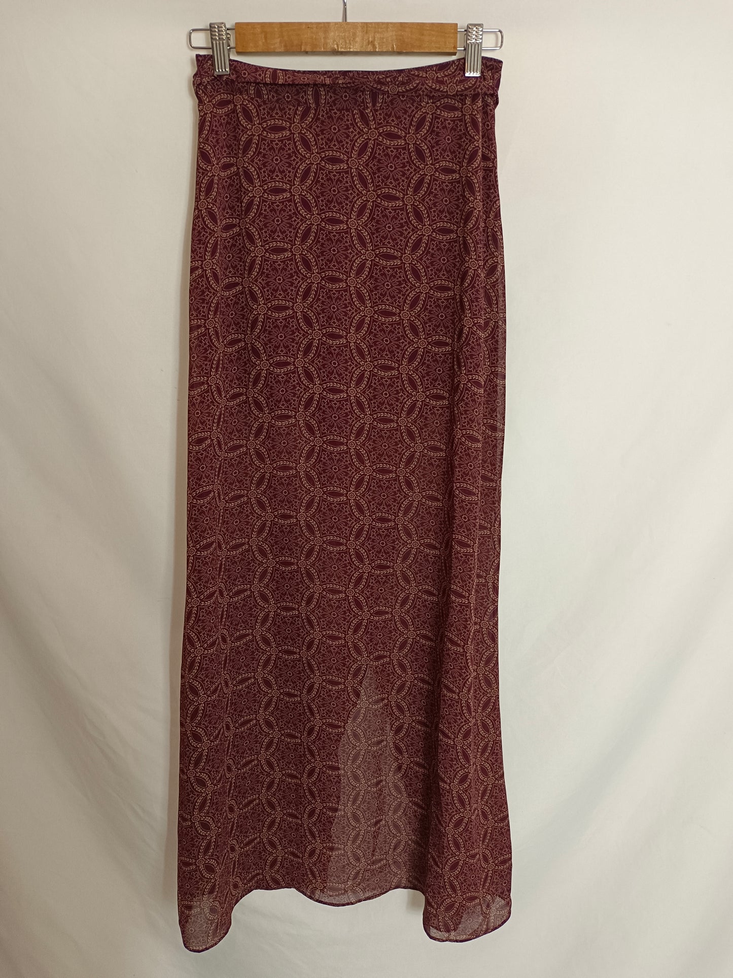 FOREVER21. Falda midi burdeos T.u(32/34)