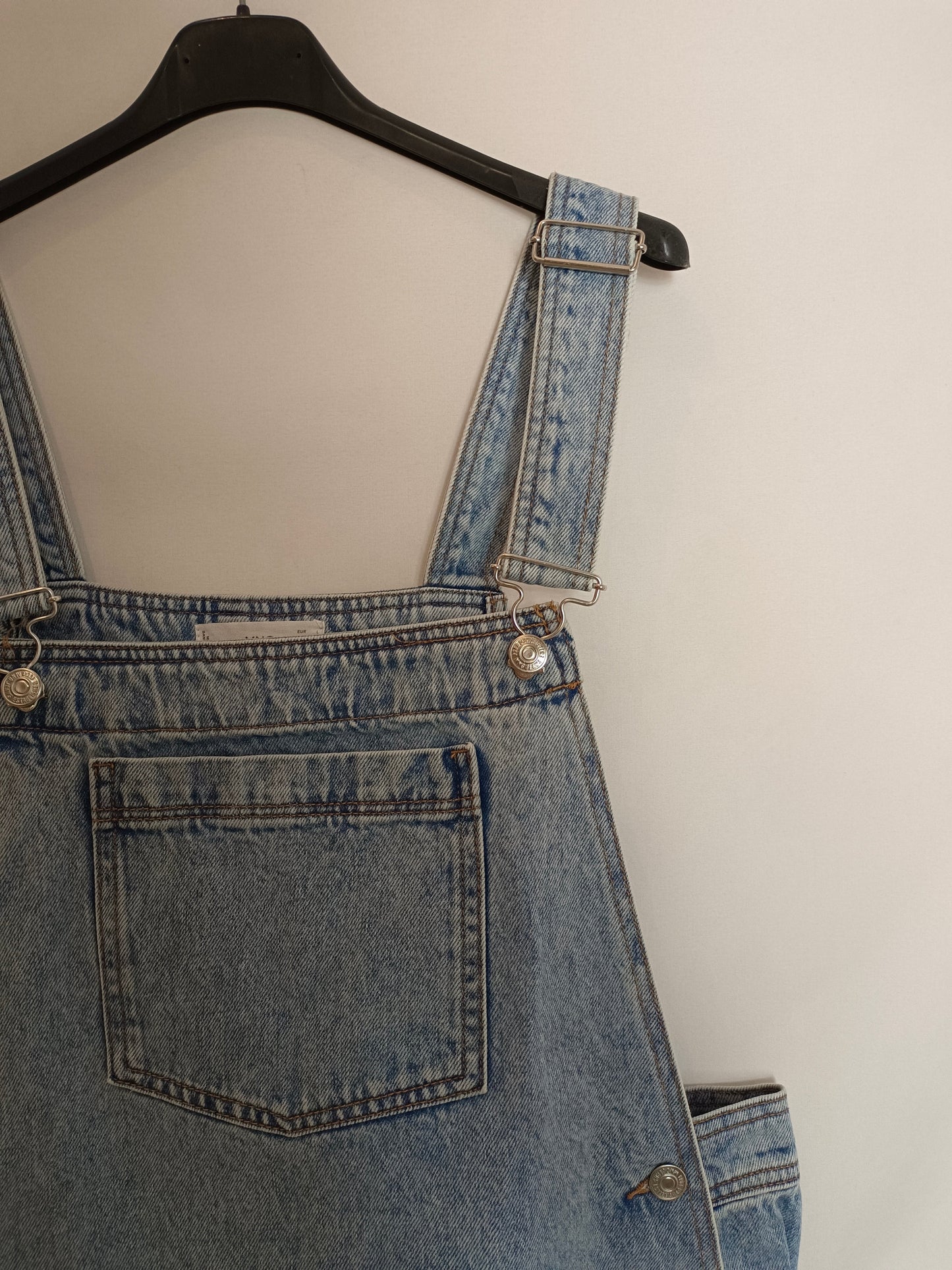 MANGO. Peto vaquero falda. T.L