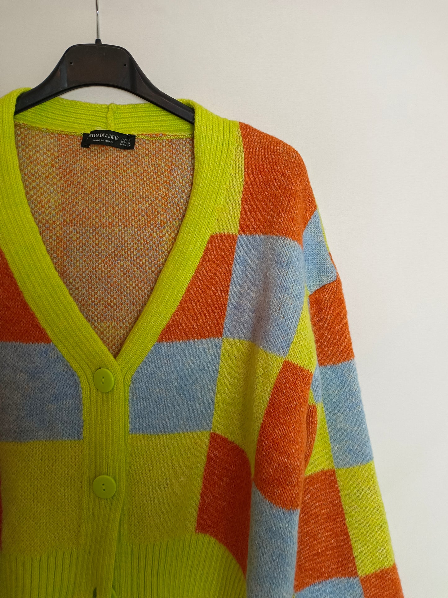 STRADIVARIUS. jersey cuadros colores T.s