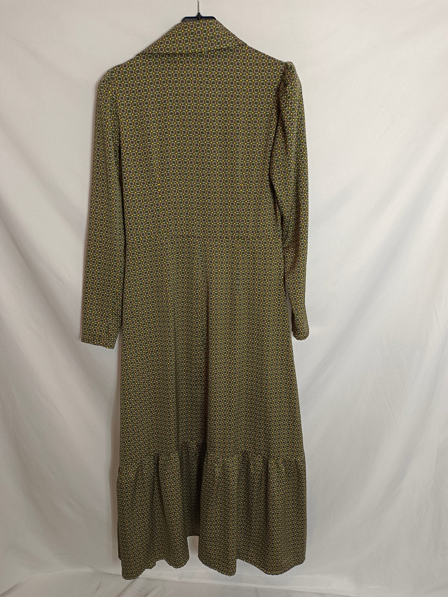 NUELA. Vestido verde camisero T.m