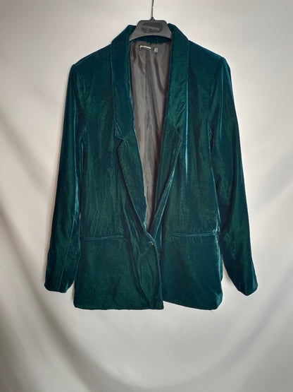 STRADIVARIUS. Blazer  verde terciopelo T.m