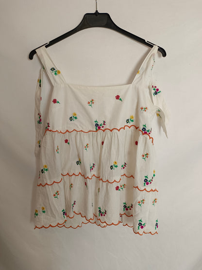 SÉZANE. Camiseta tirantes flores bordadas. T.36