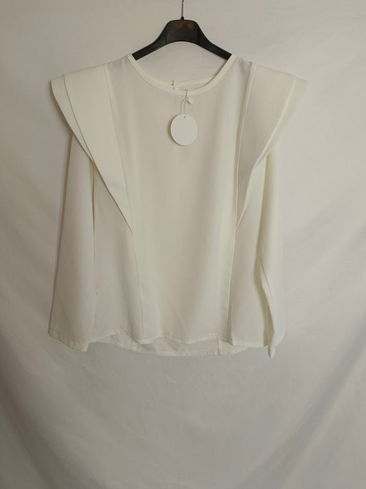 CALATEA. Blusa blanca hombreras T.m