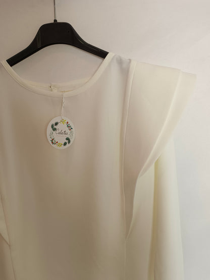 CALATEA. Blusa blanca hombreras T.m