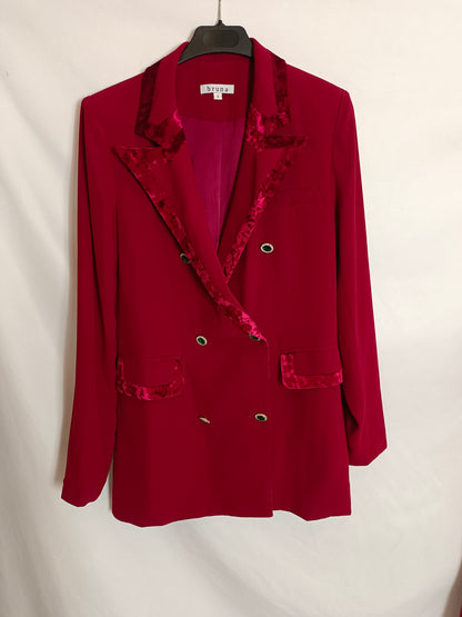 BRUNA. Total look burdeos T.s/m