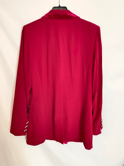 BRUNA. Total look burdeos T.s/m