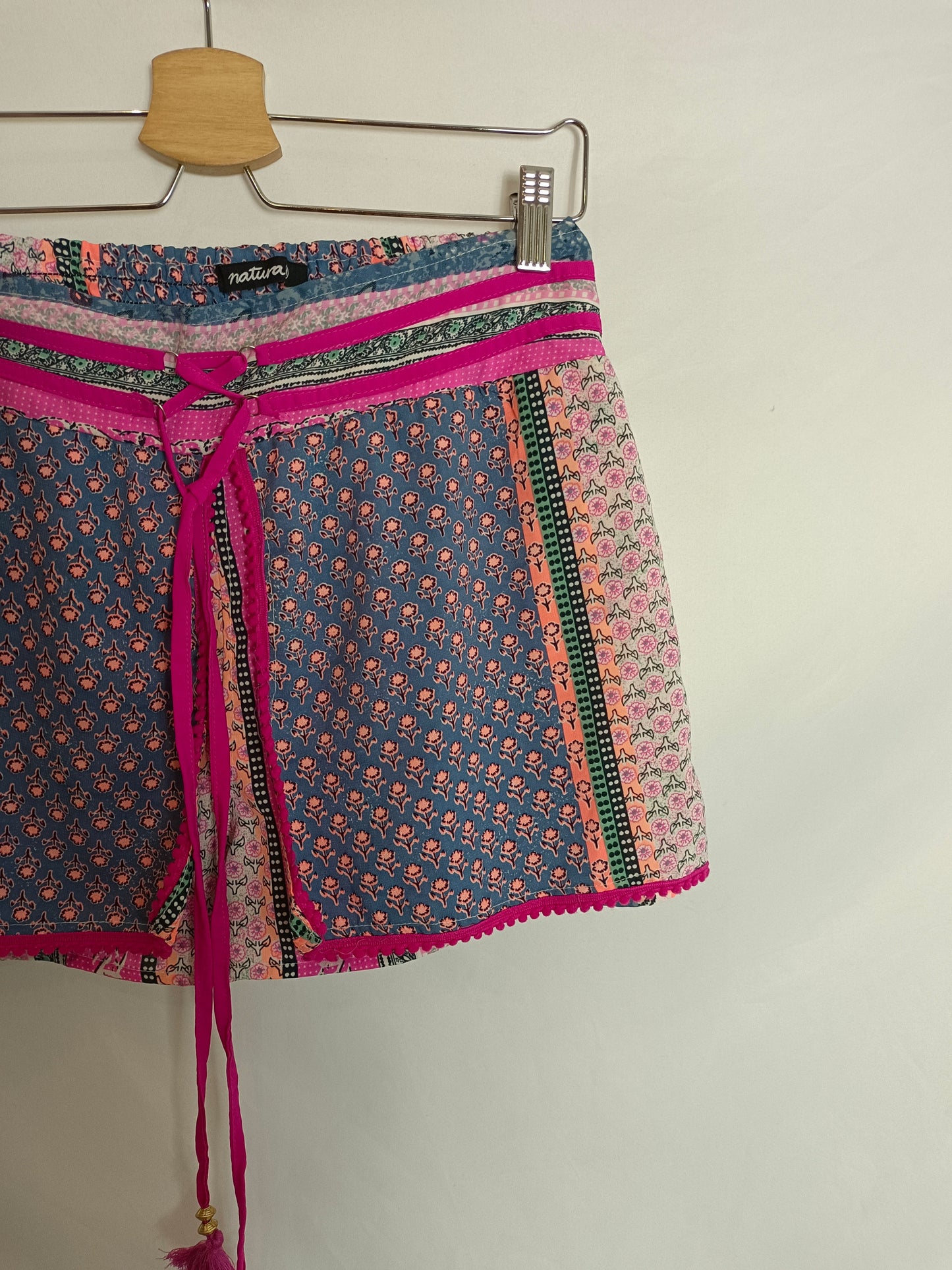 NATURA. Shorts multiestampado T.m