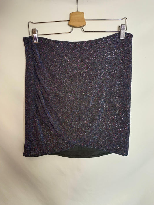 H&M. Falda corta purpurina T.l