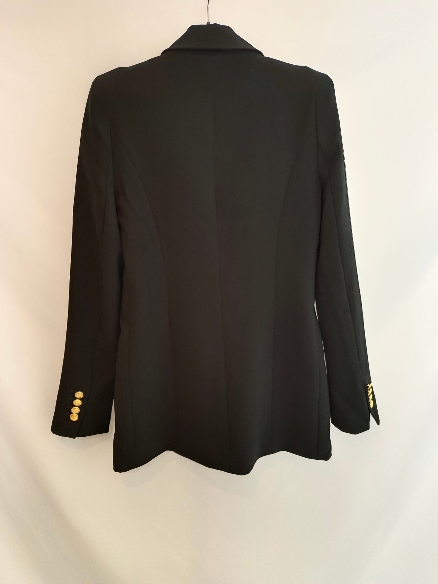 ZARA. Blazer negra doble botón. T.S