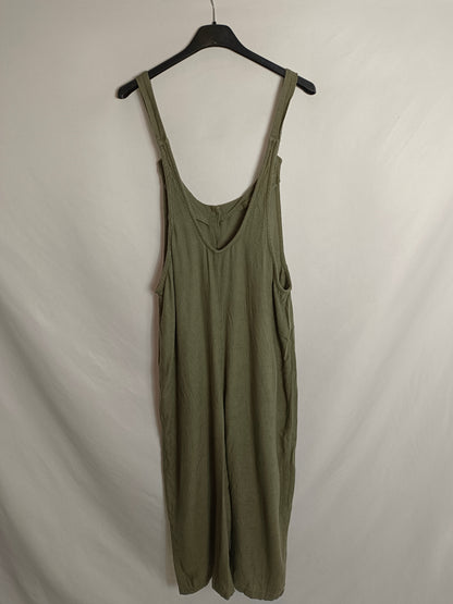 OTHERS. Flowy green jumpsuit Tu(s/m)