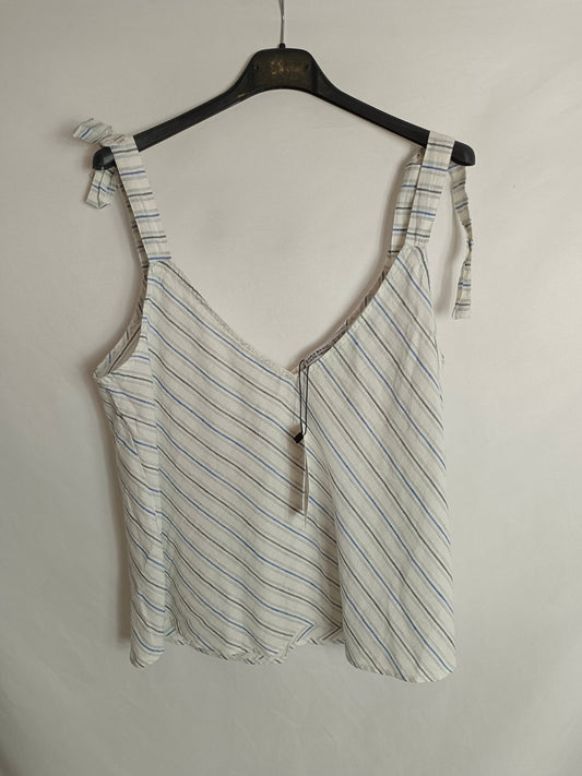 ZARA. White top with blue stripes TM