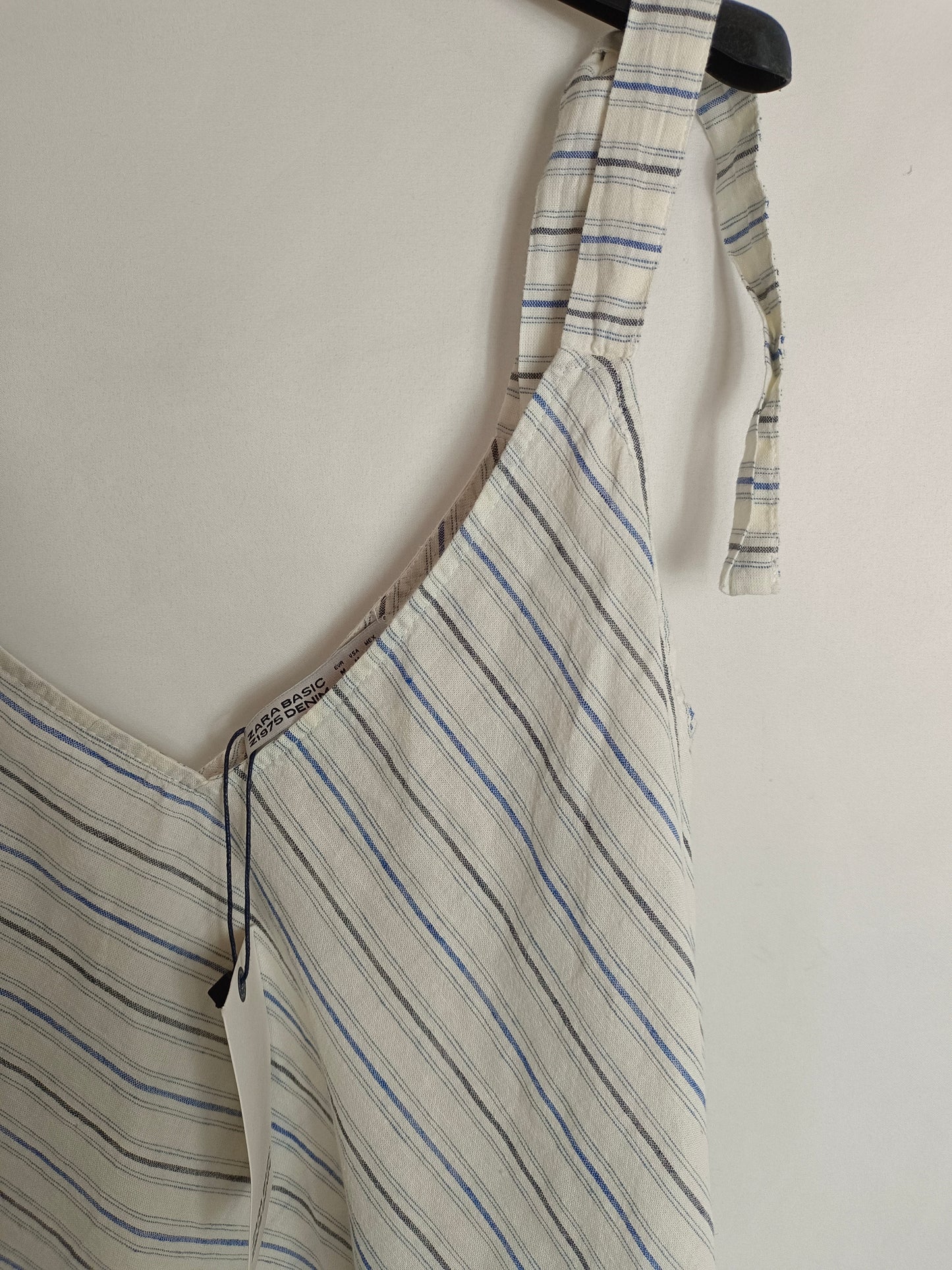 ZARA. White top with blue stripes TM