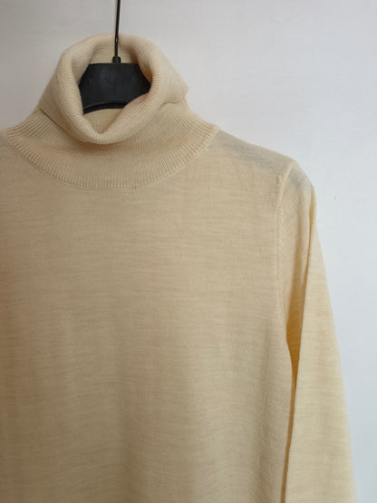 INTROPIA. Turtleneck sweater Tm