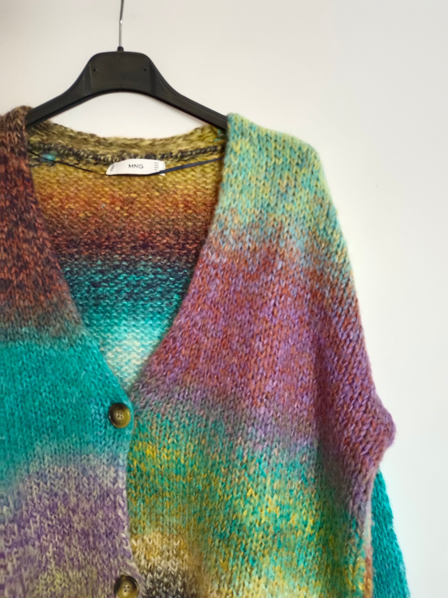 MANGO. Jersey estilo cárdigan T.m