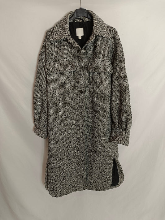 H&amp;M. Black and white speckled coat Ts