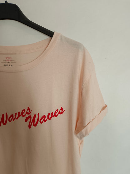 BILLABONG. Short lettering T-shirt. TS