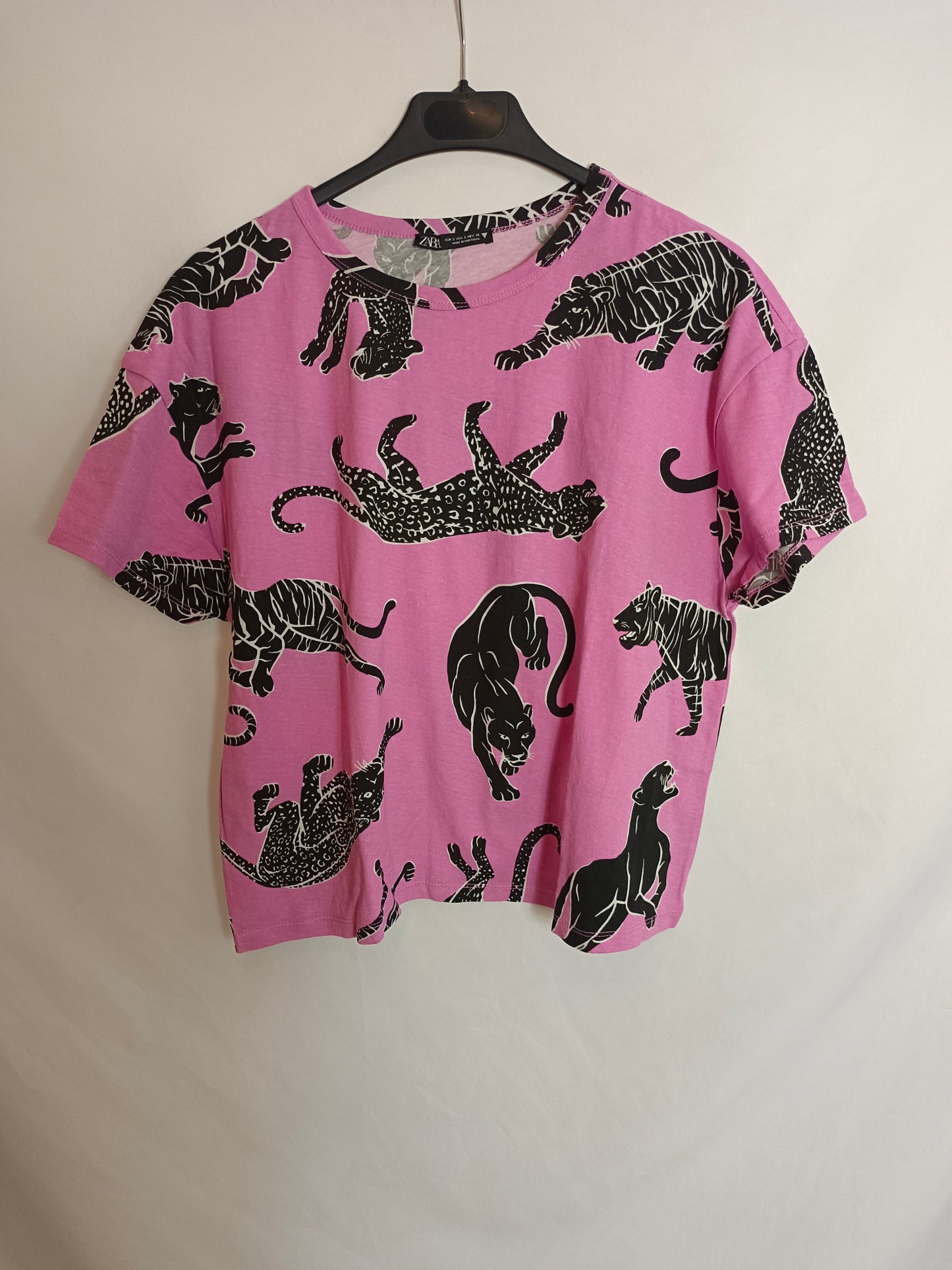 ZARA. Pink printed T-shirt