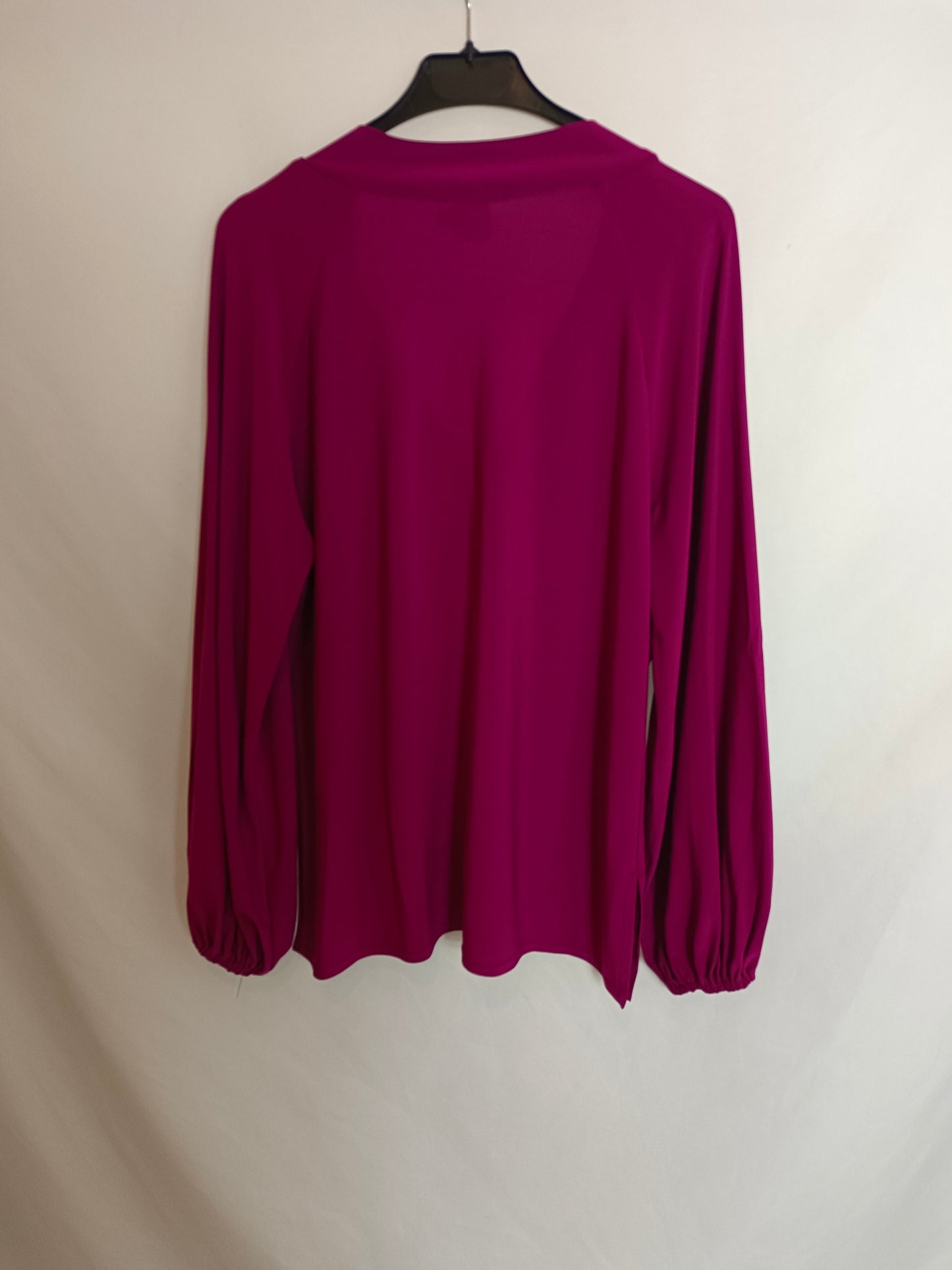 ERRE Blusa rosa cuello de pico  T.S