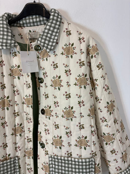 BIRINIT. Abrigo acolchado estampado