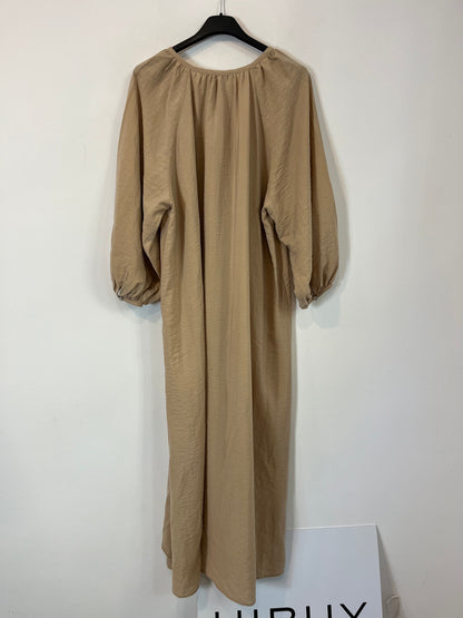 ZARA. Vestido largo beige camisero. T XS