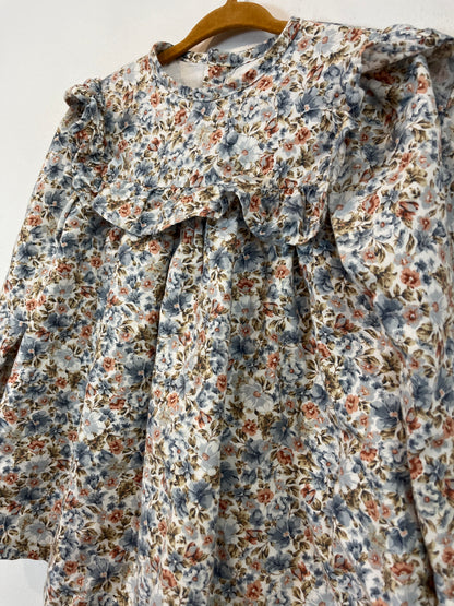 DOÑA CARMEN. Jesusito estampado flores. T 3 años